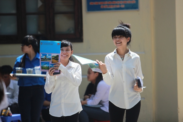 Đề thi Địa lý bám sát chương trình sách giáo khoa